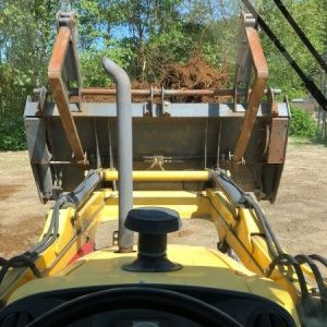 foto New Holland B110 +mozlywy mlot plug (koparko ladowarka platniczki)