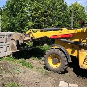 foto New Holland B110 +mozlywy mlot plug (koparko ladowarka platniczki)