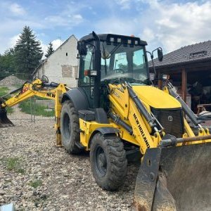 foto New Holland B100C