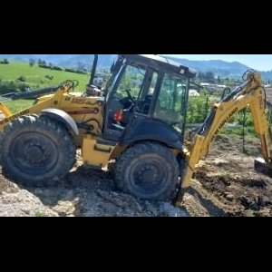 foto NewHolland B115B joystick platniczki koparko-ladowarka