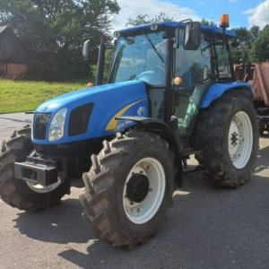 foto 86HP ciągnik New Holland T5040